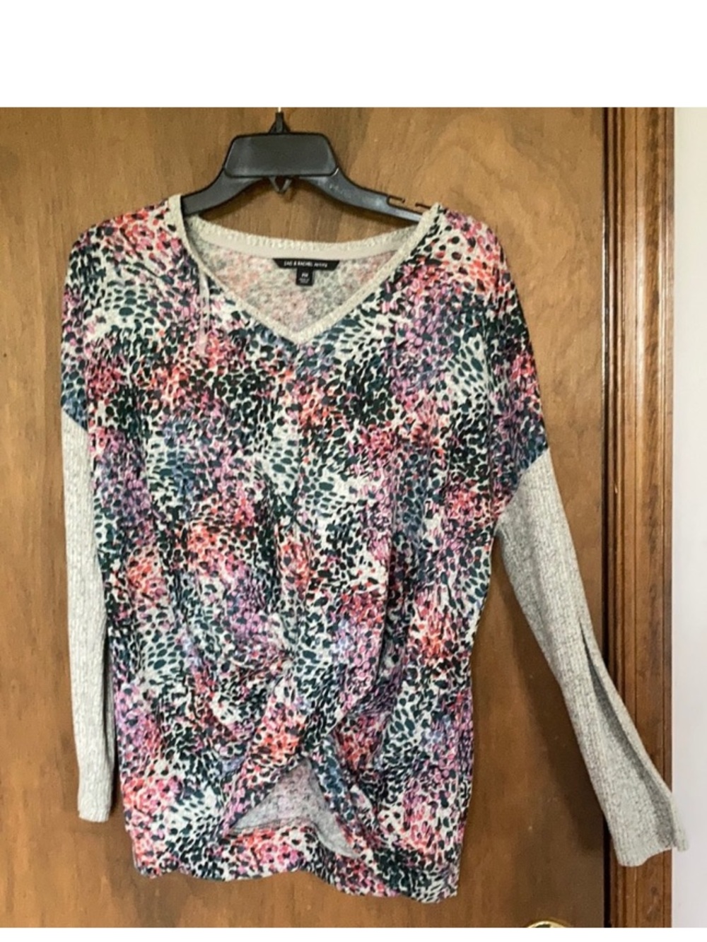 Zac & Rachel pullover top abstract animal print with stretch MP